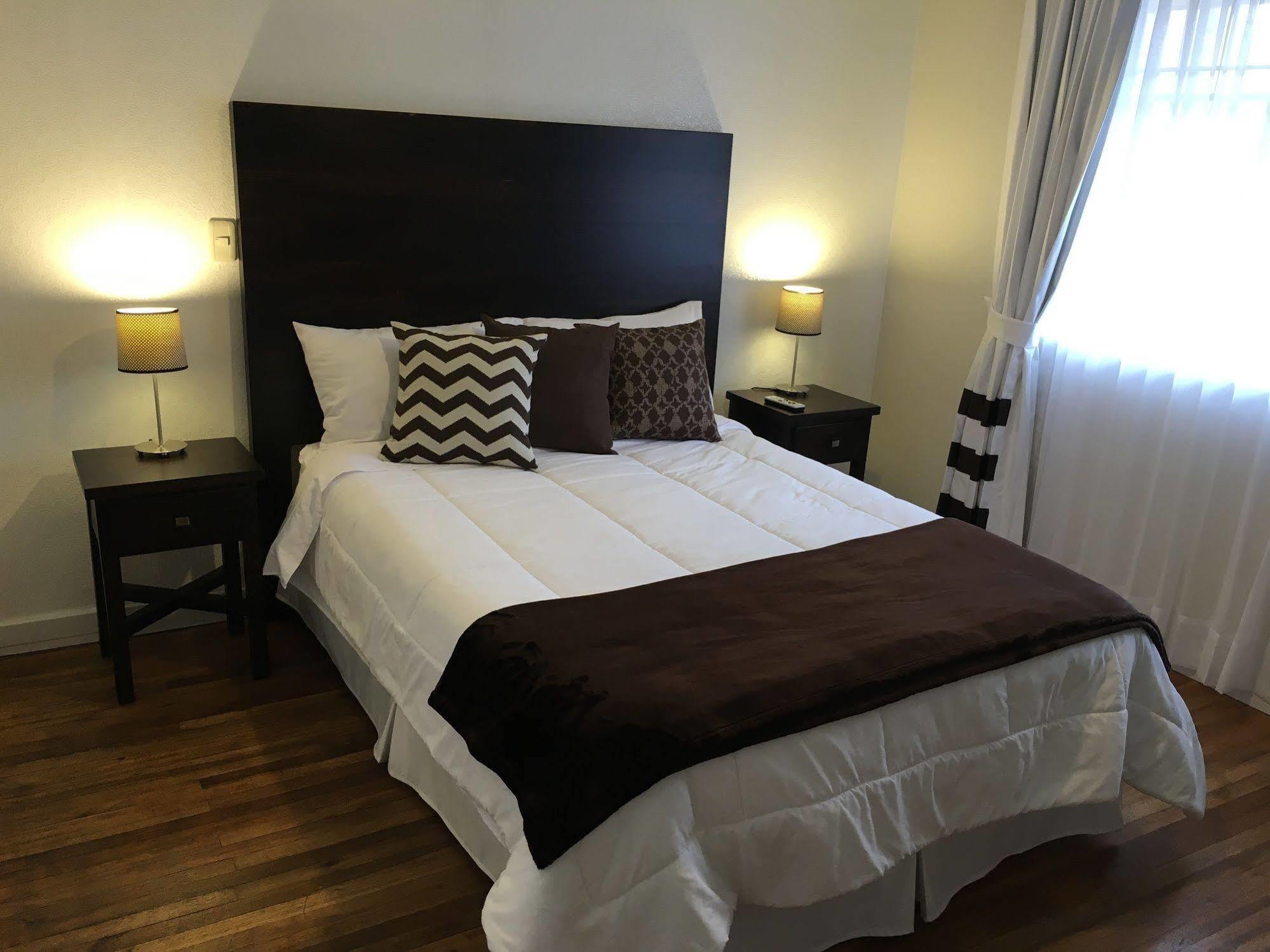 Nass Bed & Breakfast Κουένκα Εξωτερικό φωτογραφία